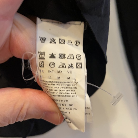 Hugo BOSS black button down SHIRT. Size M. - Picture 3 of 7